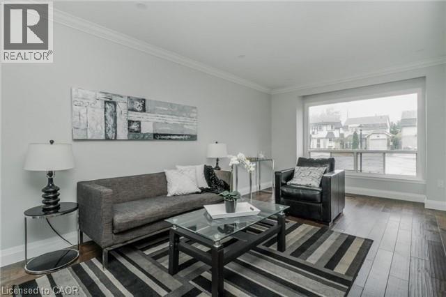 Photo du bâtiment - 1534 Forestdale Ct