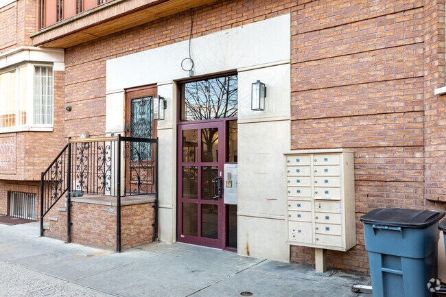 Building Photo - 773 Bedford Ave
