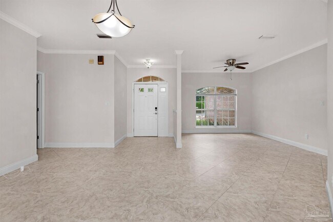 Foto del edificio - 8731 Thunderbird Dr