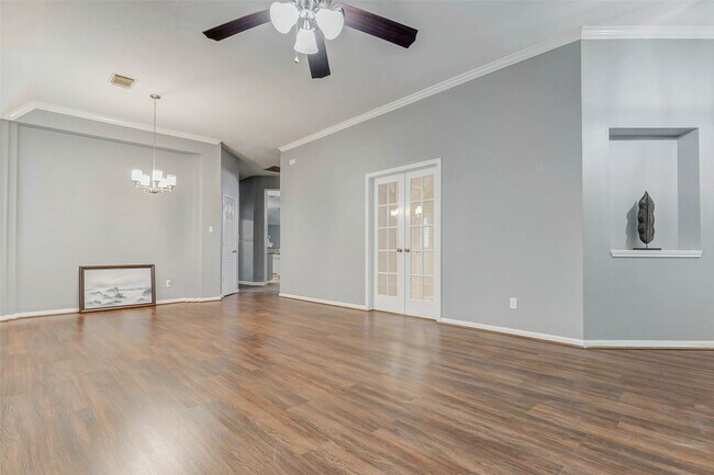 Foto del edificio - 4506 Silverlake Dr