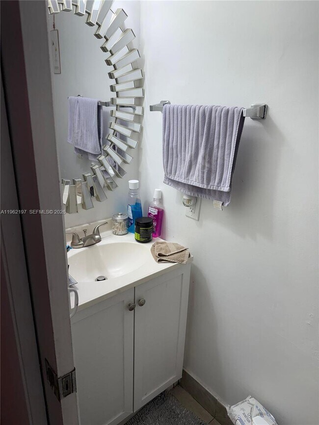 Foto del edificio - 2608 W 54th Pl