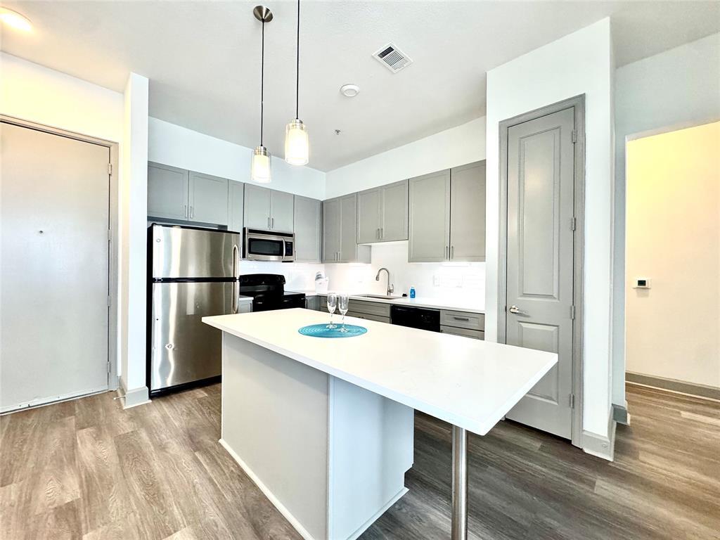 Foto principal - 3333 Weslayan St