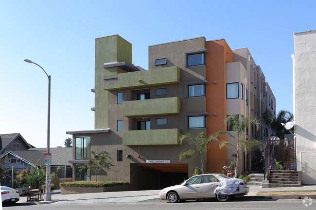Foto del edificio - Las Margaritas Apartments