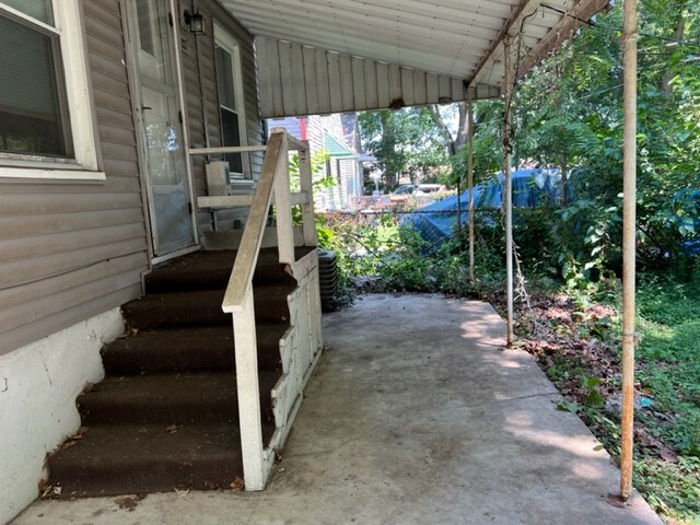 Building Photo - 121 N 45th St