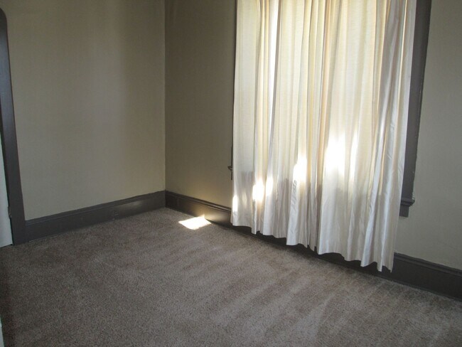 Foto del edificio - 208 S. 12th St.