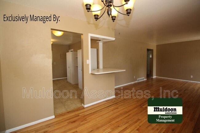 Building Photo - 606 Placid Rd