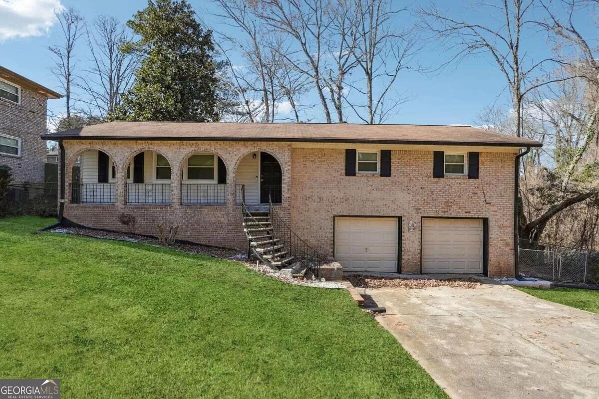 2419 Greenway Dr, Decatur, GA 30035 House Rental in Decatur, GA