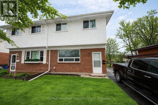 Building Photo - 24 A Springbrook Dr