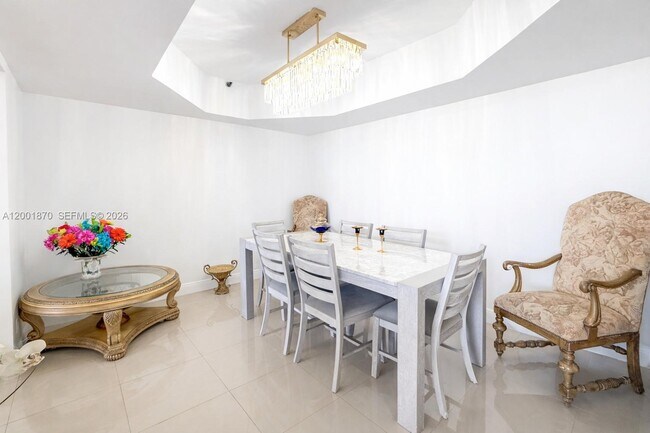 Foto del edificio - 19707 Turnberry Way