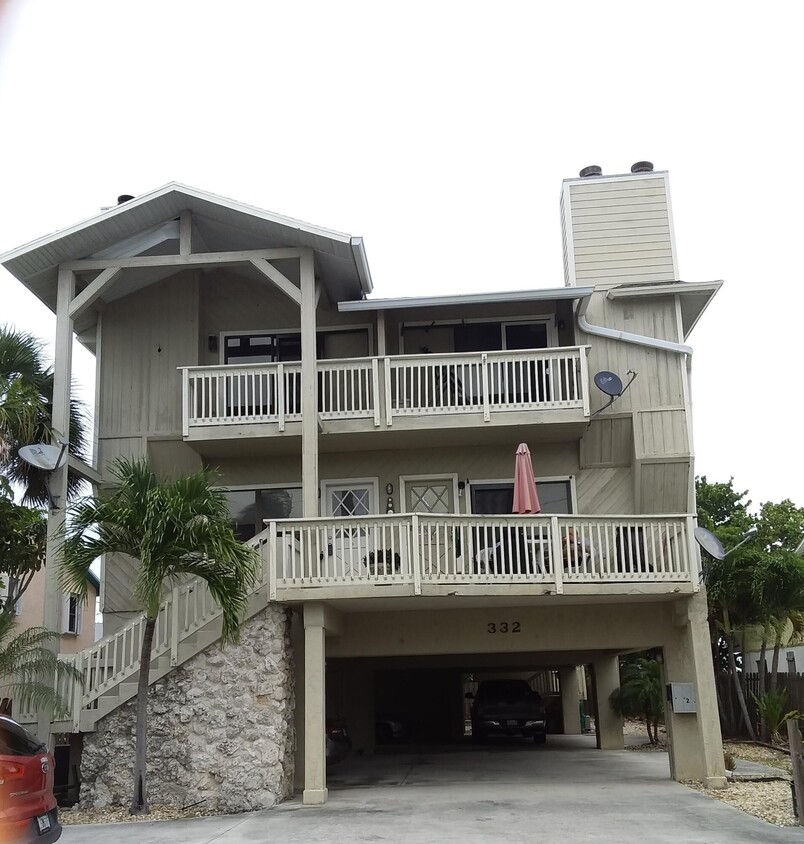 332 Hernando St, Fort Pierce, FL 34949 Townhome Rentals in Fort