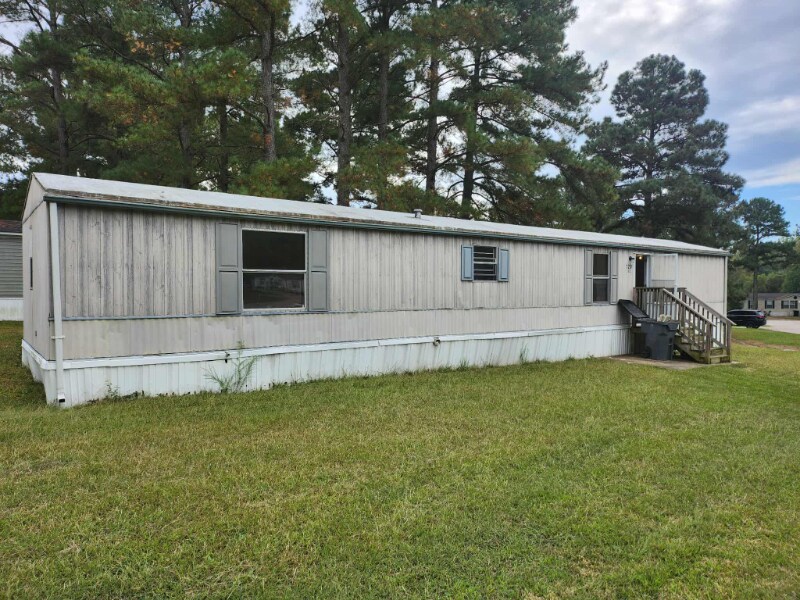 Foto principal - 1201 Garden Grove Ln
