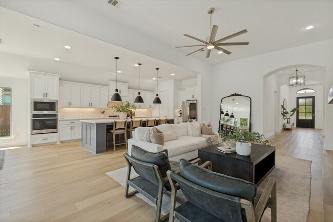 Building Photo - 1513 Snapdragon Ct
