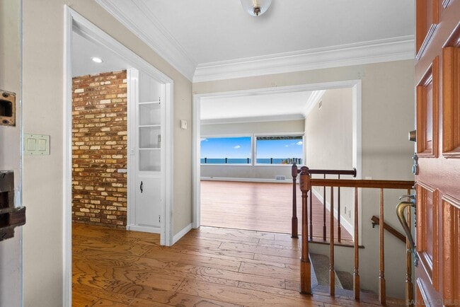 Building Photo - 7330 Brodiaea Way