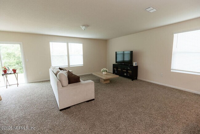 Foto del edificio - 2170 Englewood Ct