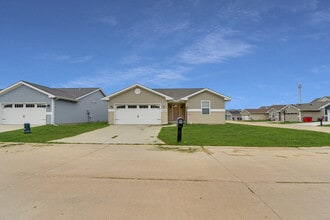 Building Photo - 1402 Sand Dollar Dr