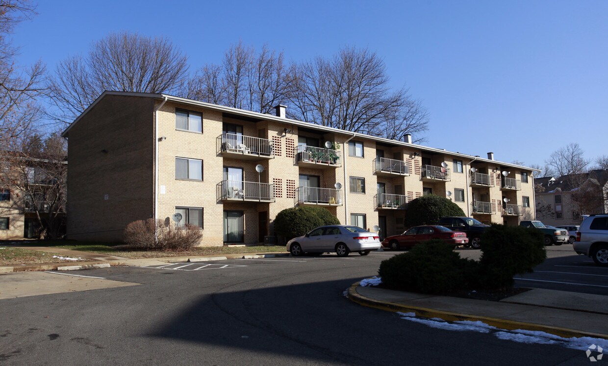 Haven Huntley Meadows Apartments in Alexandria, VA