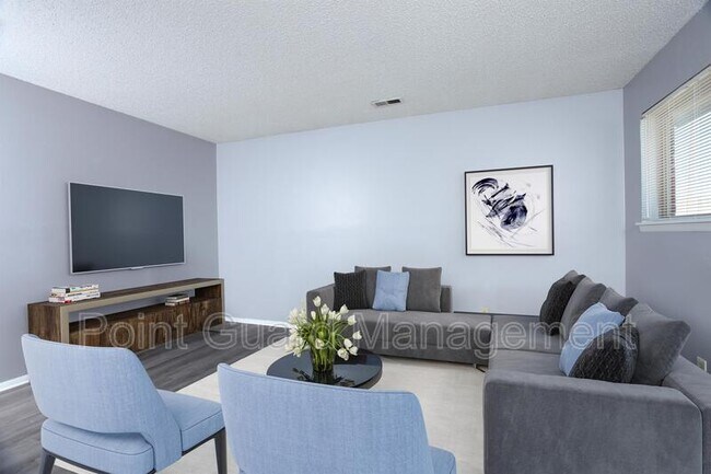 Foto del edificio - 7411 Newell St