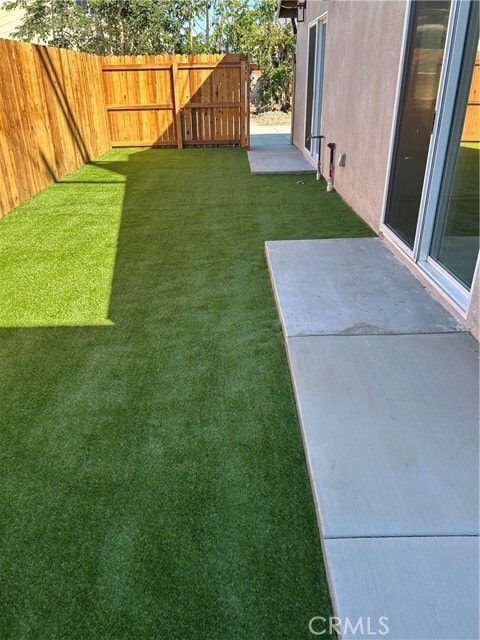 Foto del edificio - 6914 Adamson Ave