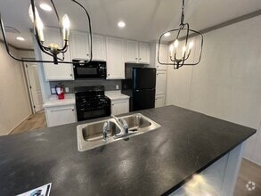 Building Photo - 14566 Red Bud Trail N