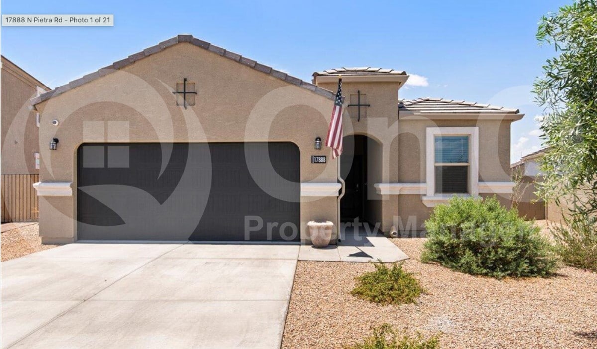 Primary Photo - 17916 N Pietra Dr
