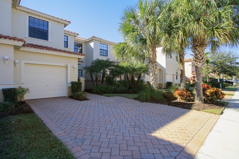7388 Bristol Cir, Naples, FL 34120 Townhome Rentals in Naples FL