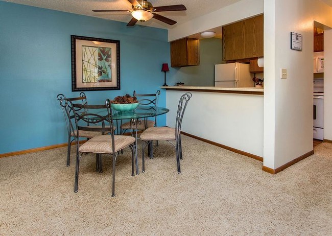 Dining and Kitchen Island - Bristol Ridge