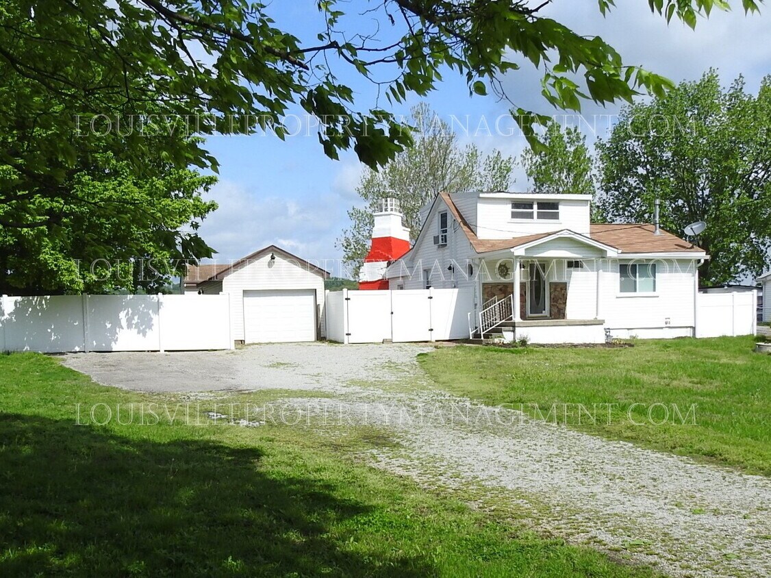 4526 River Front Dr, Louisville, KY 40216 House Rental in Louisville