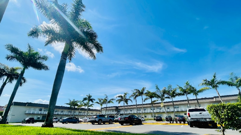 Photo - 3400 NW 29th St (Lauderdale Lakes, FL)