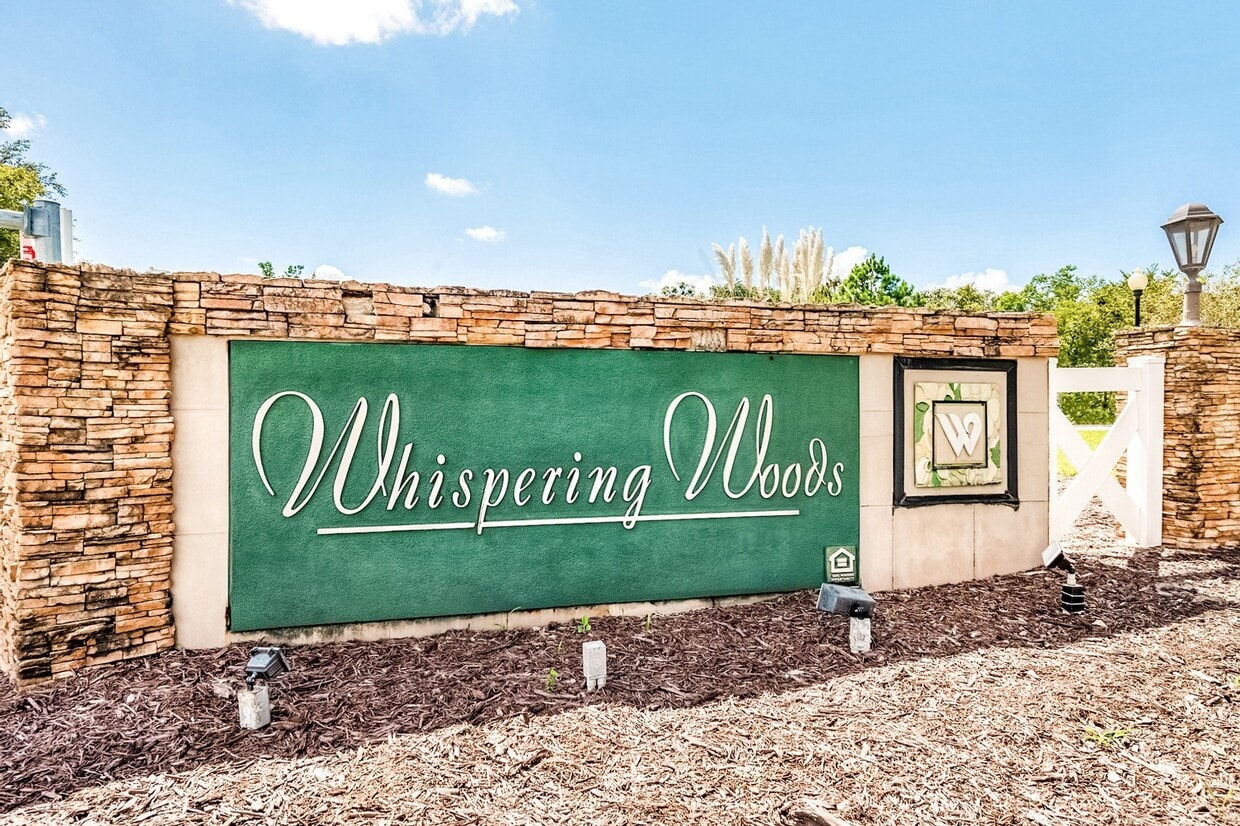 Foto principal - Whispering Woods Apartments