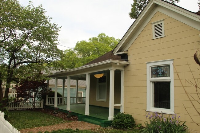 Photo - 459 Glenwood Ave SE (Atlanta, GA) Townhome