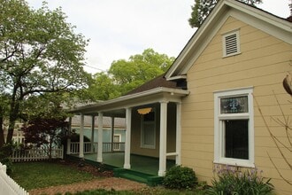 Building Photo - 459 Glenwood Ave SE