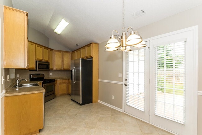 Building Photo - 36 Belltree Cir