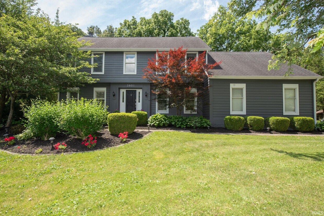 Foto principal - 3801 W Capilano Dr