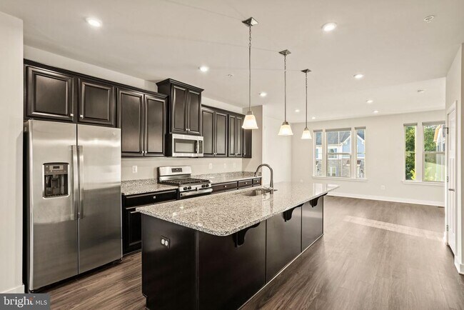 Building Photo - 5930 Pecking Stone St