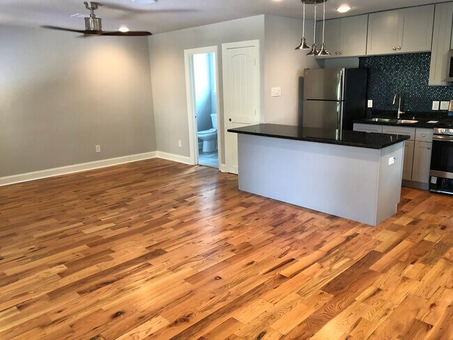 Kitchen view - 1716 Colquitt St