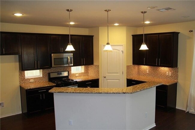 Building Photo - 9829 Milla Cir