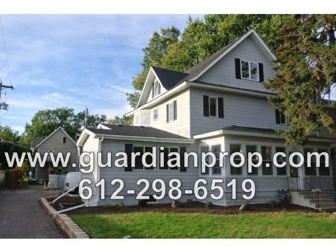 Primary Photo - 1596 W Minnehaha Ave