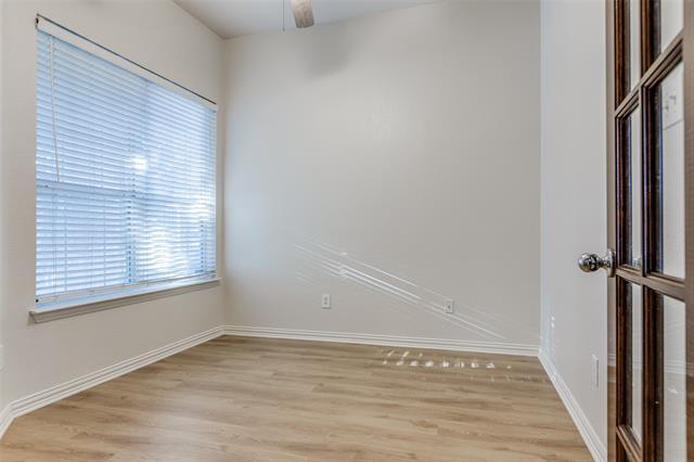 Foto del edificio - 2008 Webb Dr