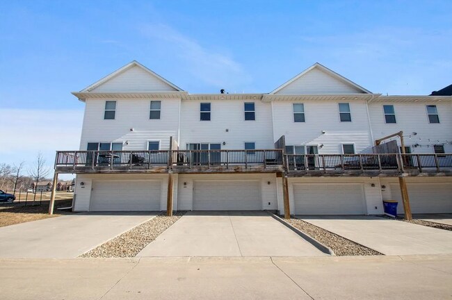 Building Photo - 4881 Preston Ln