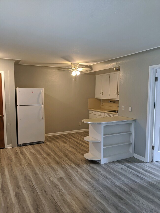 Building Photo - 4225 Harvest Ln