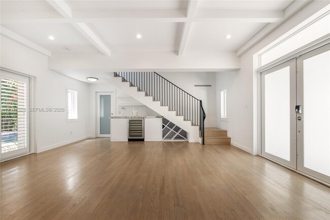 Building Photo - 100 Sarto Ave