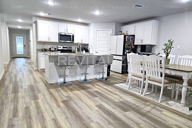 Foto del edificio - Smart 4 Bd / 2 Ba Home in West Mobile Gate...