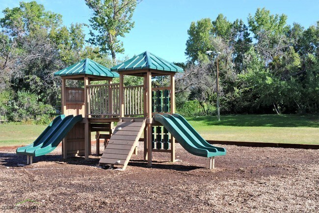 área de juegos para niños - Parker CO