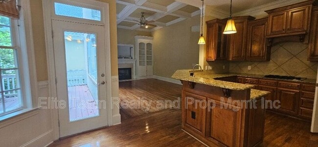Foto del edificio - 6926 Linkside Ct
