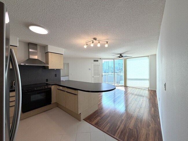 Foto del edificio - One Archer Lane - 2 bedrooms, 2 full bathrooms, central AC, 1 parking