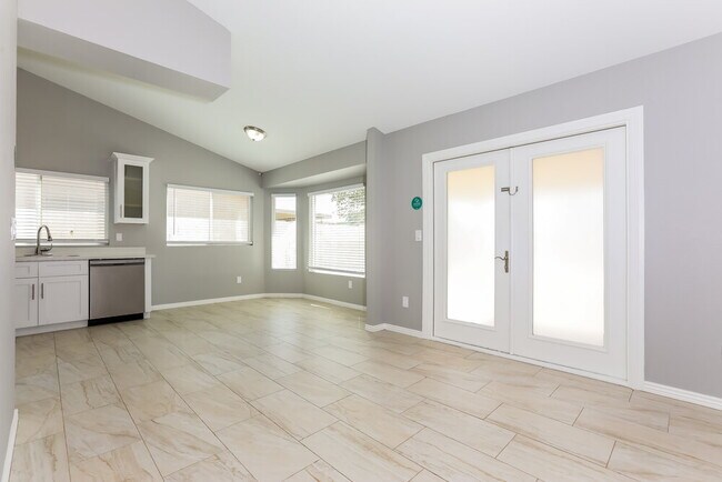Foto del edificio - 4401 E Scott Ave