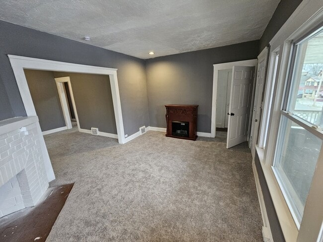 Foto del edificio - 440 E 115th St