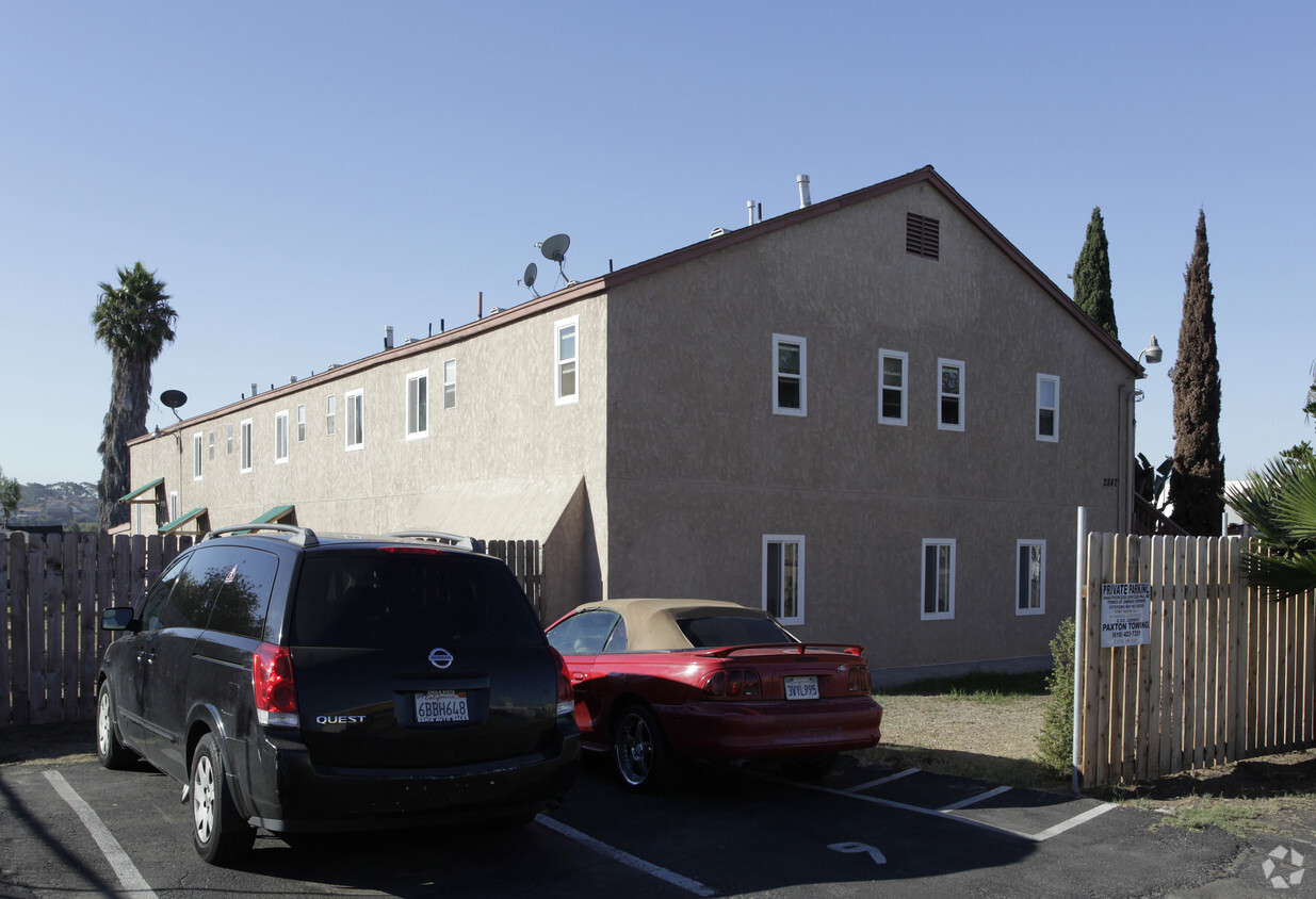 Primary Photo - Main Street Apartments