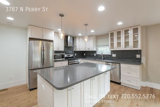 Foto del edificio - 3787 Perry St