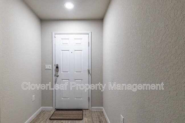 Building Photo - 10423 Legacy Cv